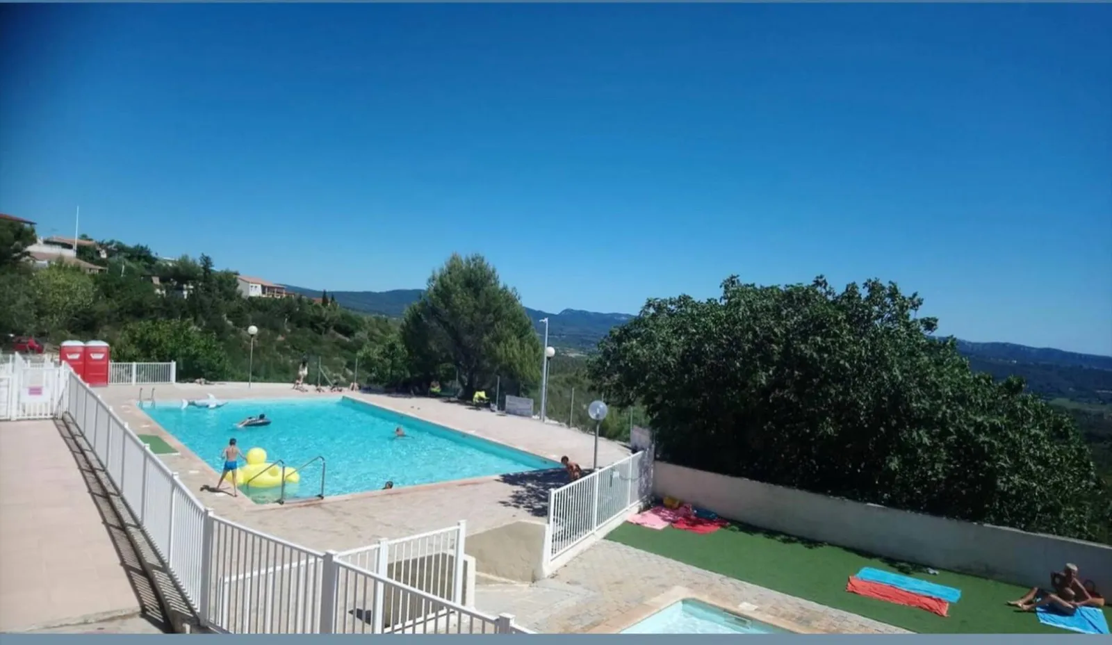 Piscine du parc de loisirs
